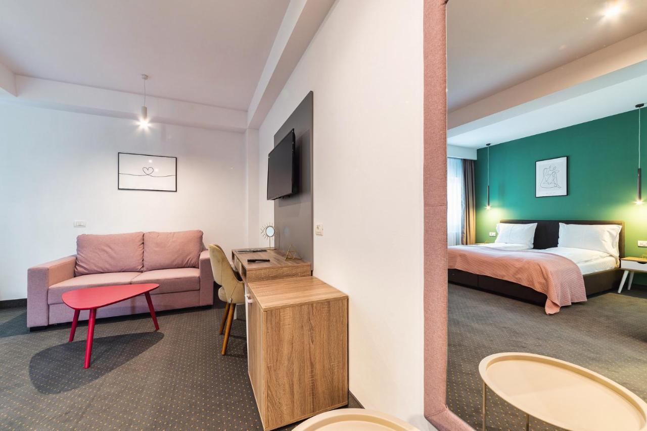Saga Rooms 빅토리아 외부 사진