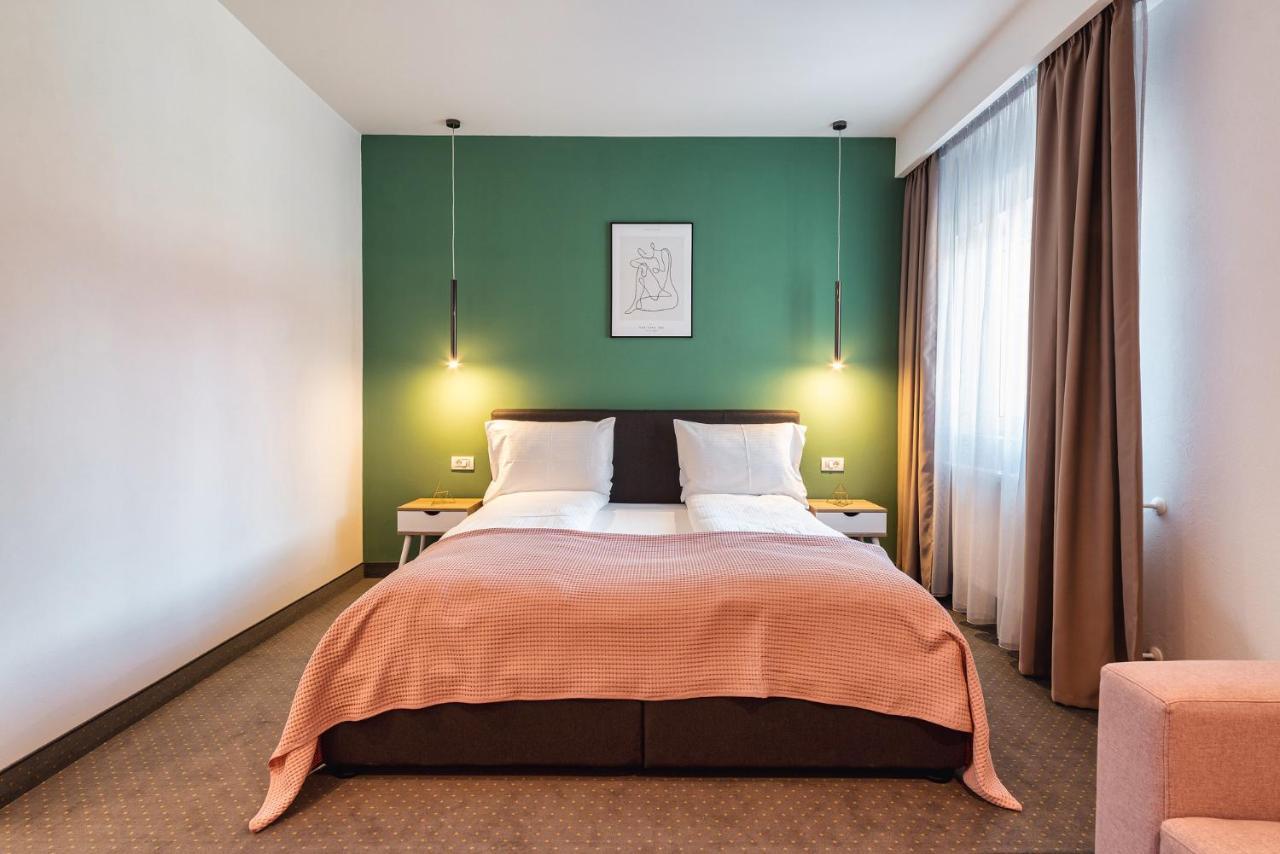 Saga Rooms 빅토리아 외부 사진